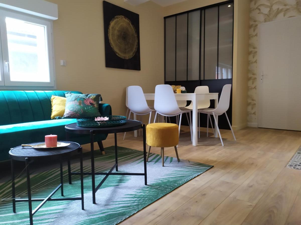 Les Loges De Montauban Apartment Екстериор снимка