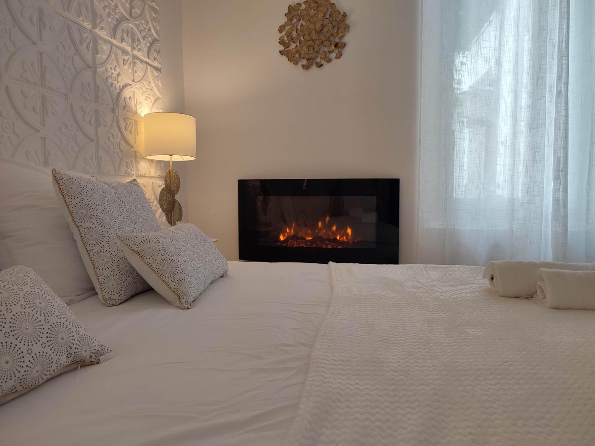 Les Loges De Montauban Apartment Екстериор снимка